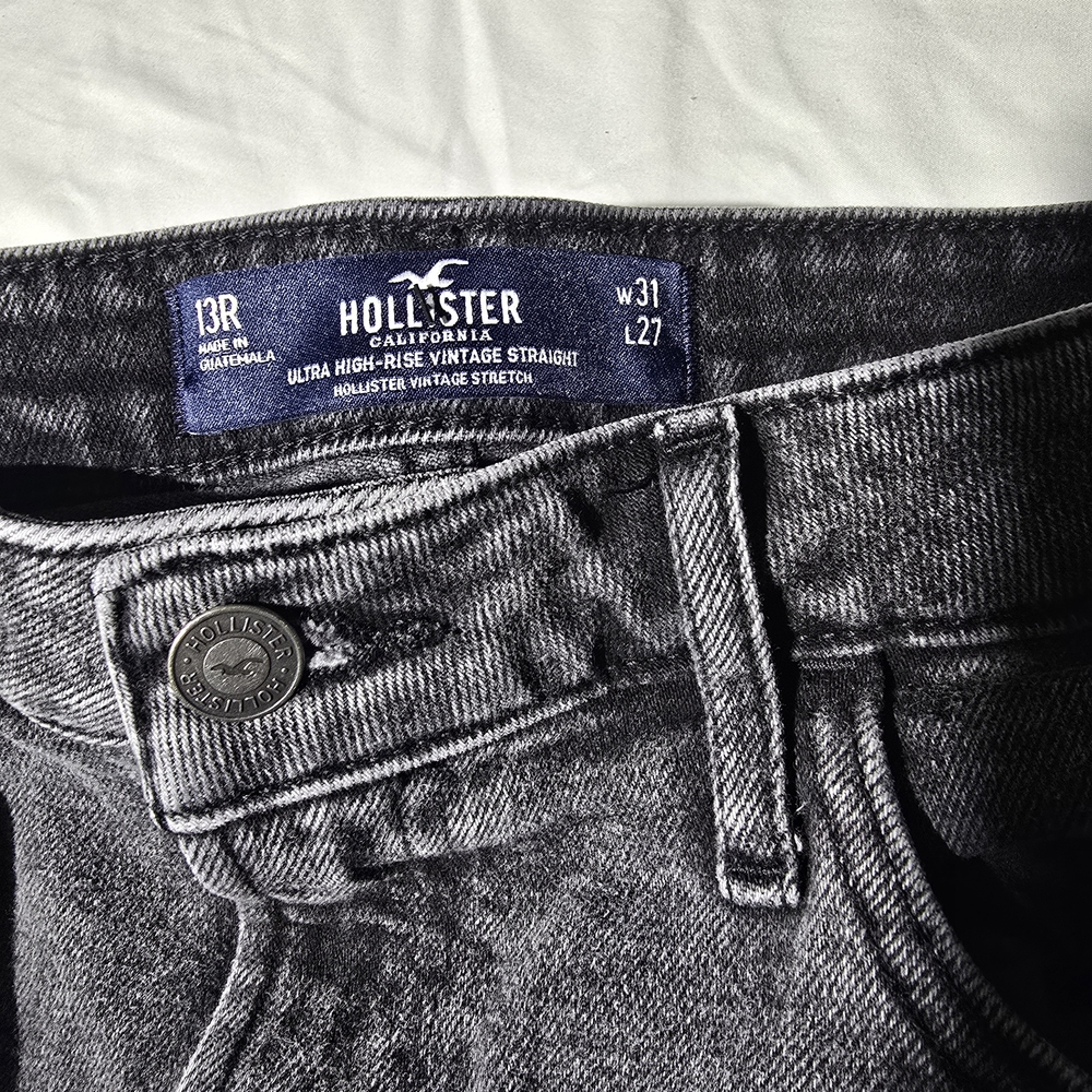 Hollister Women's Dark Gray Straight Jeans